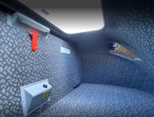 Wnętrze kabiny sypialnej Lamax Cab