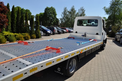 Iveco Daily 50C/35 z aluminiową platformą 